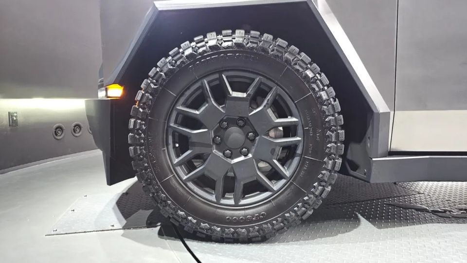 Tesla Cybertruck