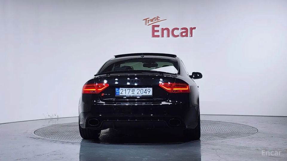 Audi rs5