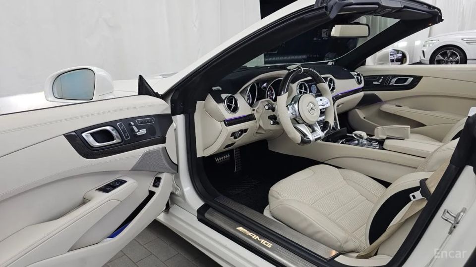 Mercedes-Benz SL-Class