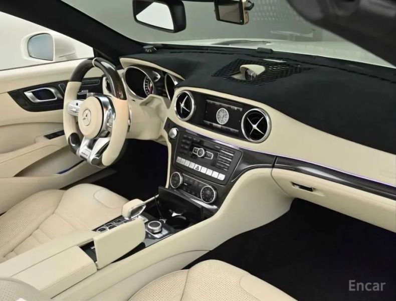 Mercedes-Benz SL-Class