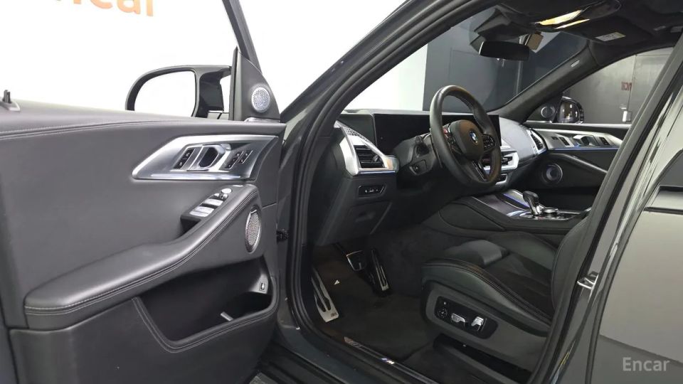 BMW XM