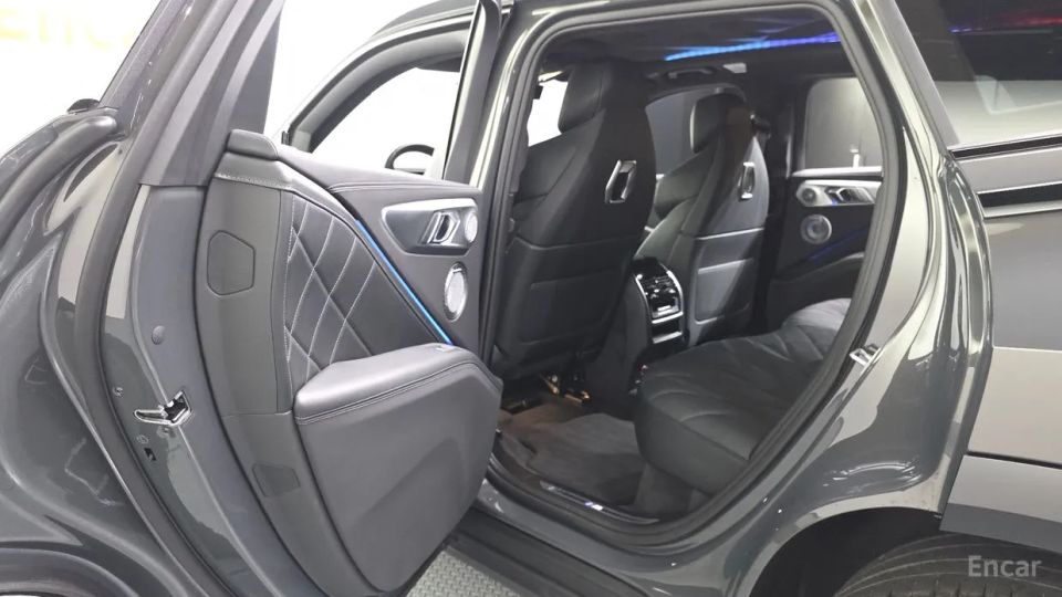 BMW XM