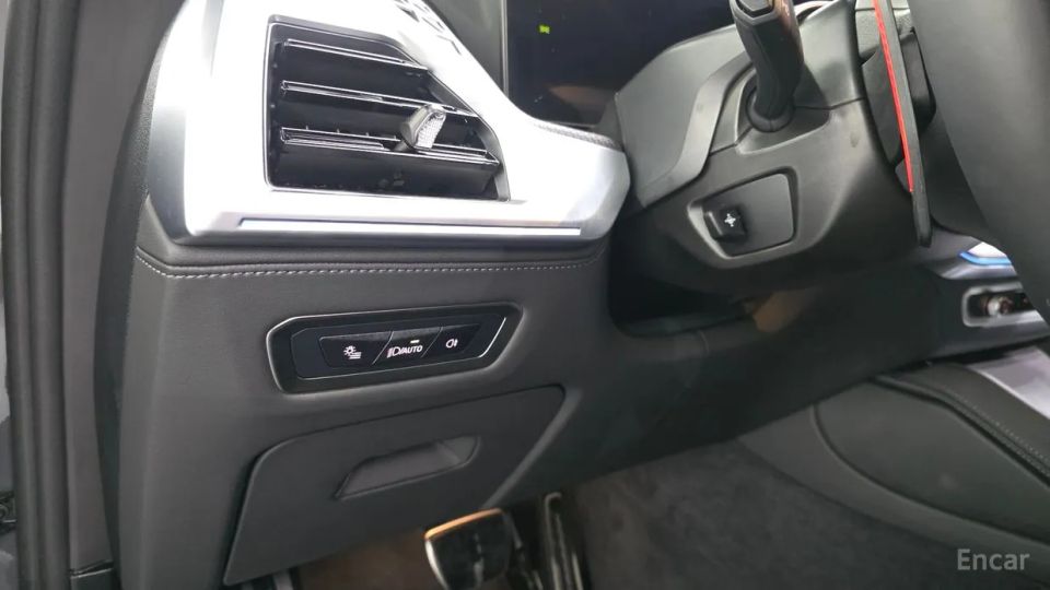 BMW XM