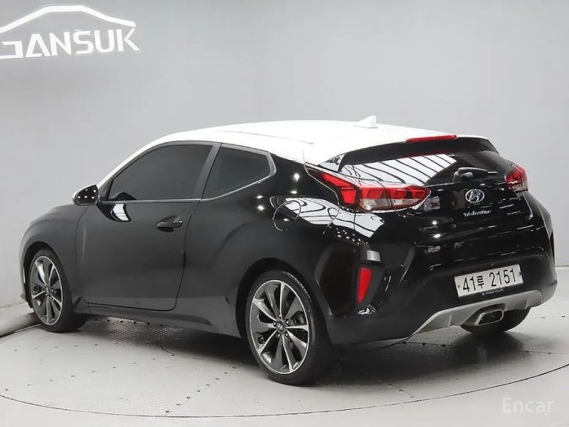 Hyundai Veloster
