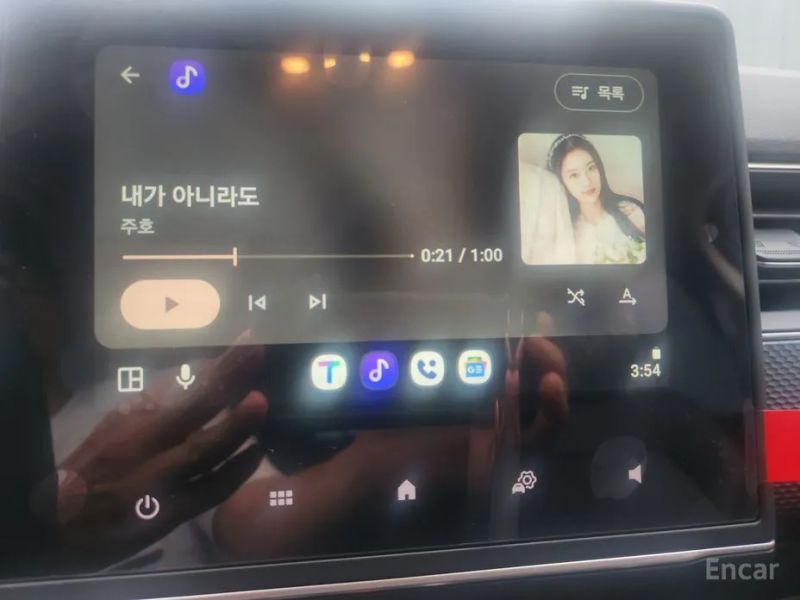 Renault-KoreaSamsung Arkana