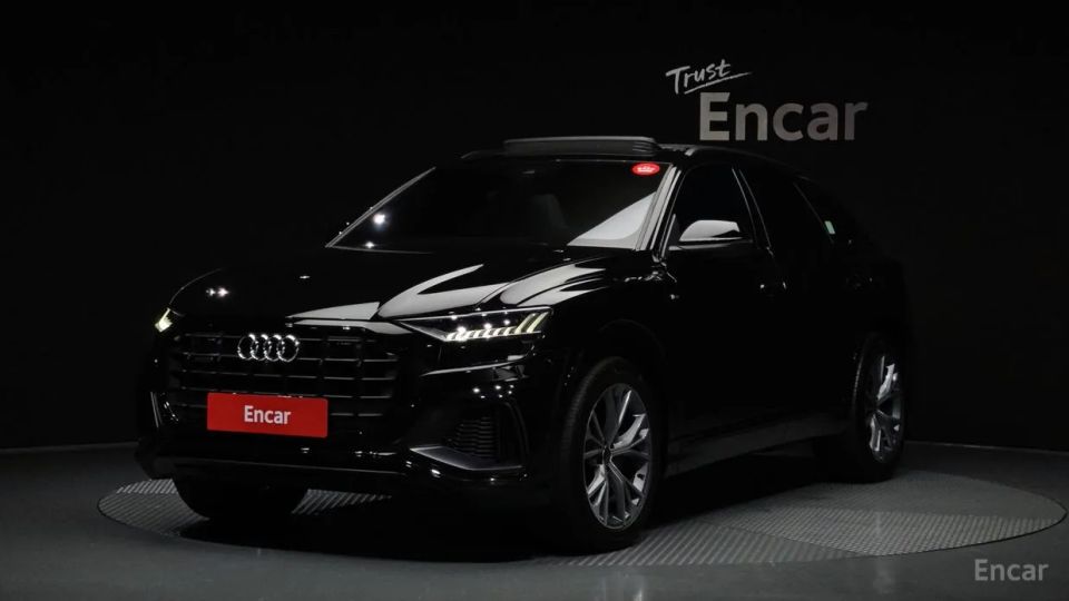 Audi Q8