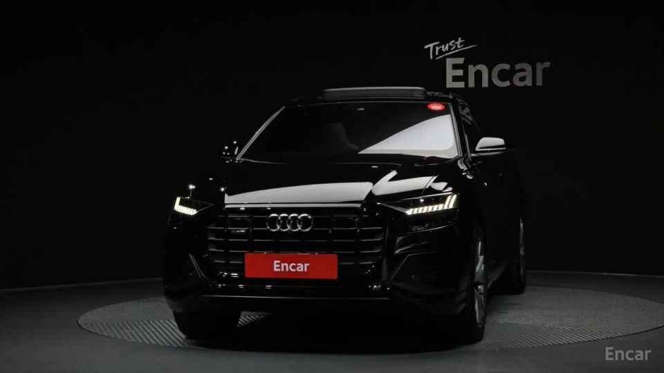 Audi Q8