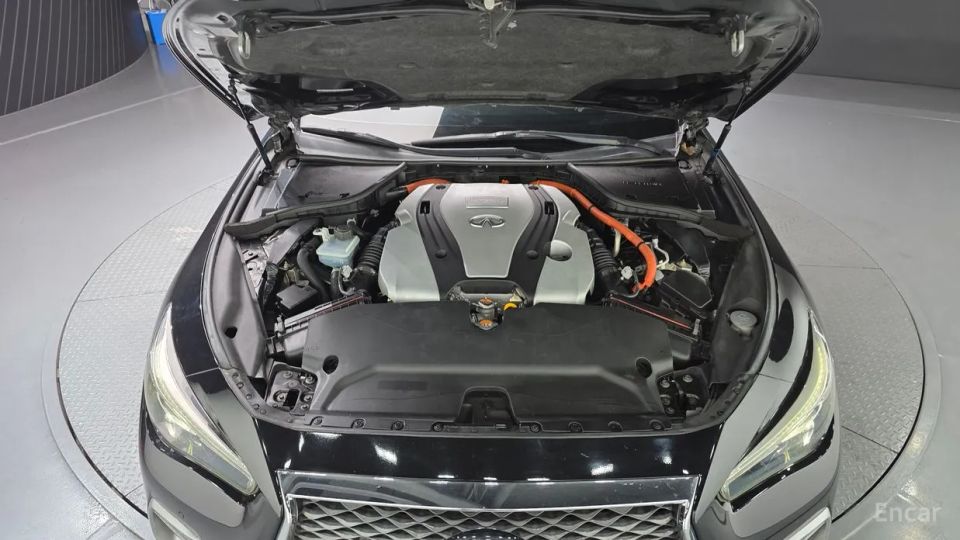 Infiniti Q50