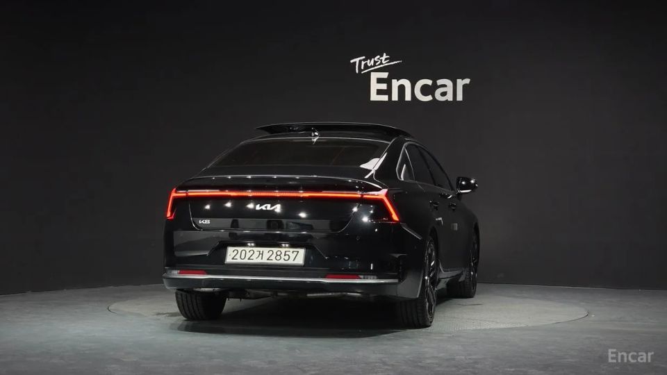 Kia K8