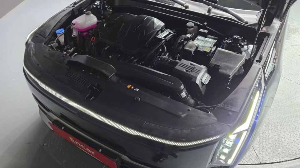 Kia K8