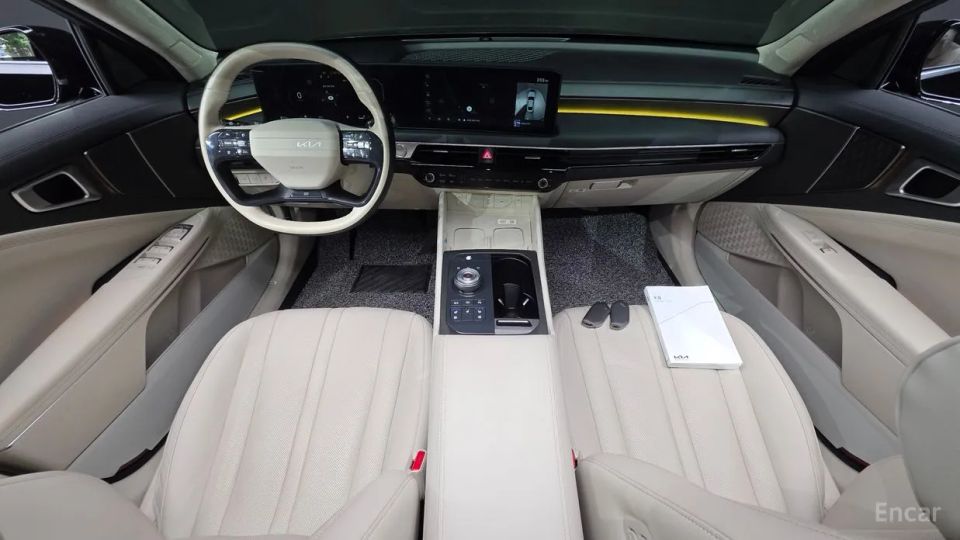 Kia K8