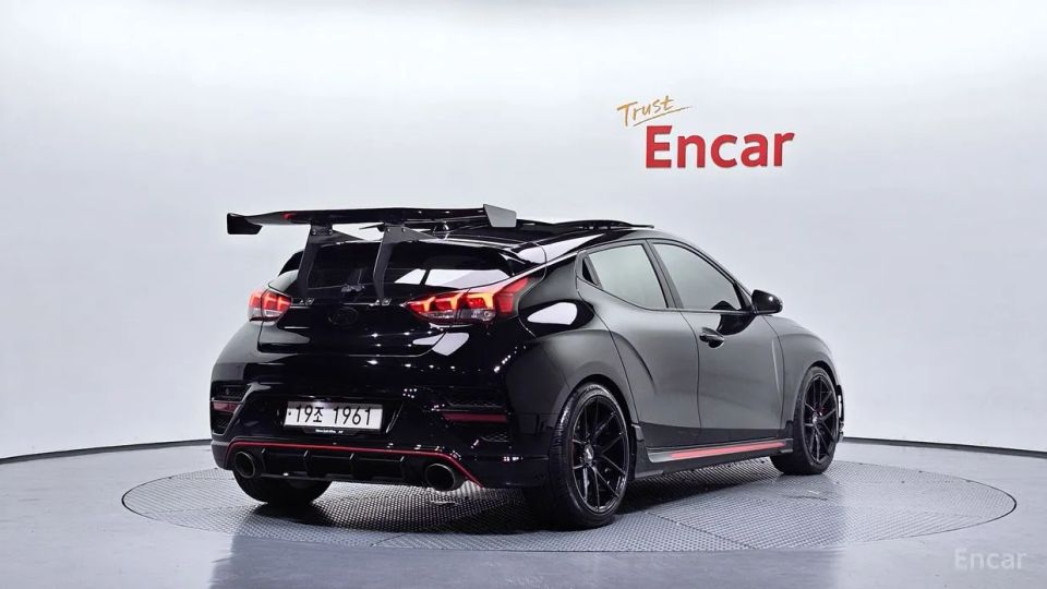 Hyundai Veloster
