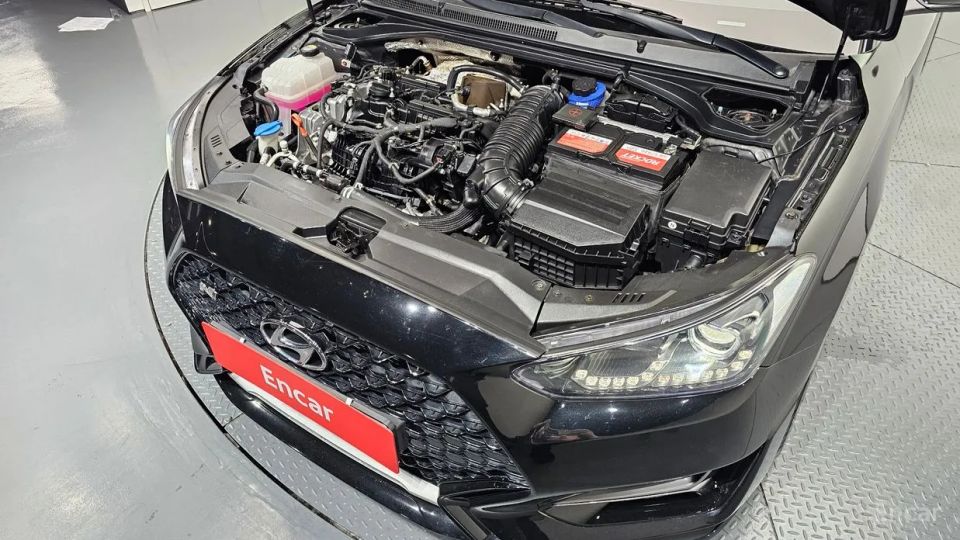 Hyundai Veloster