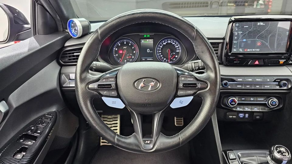 Hyundai Veloster