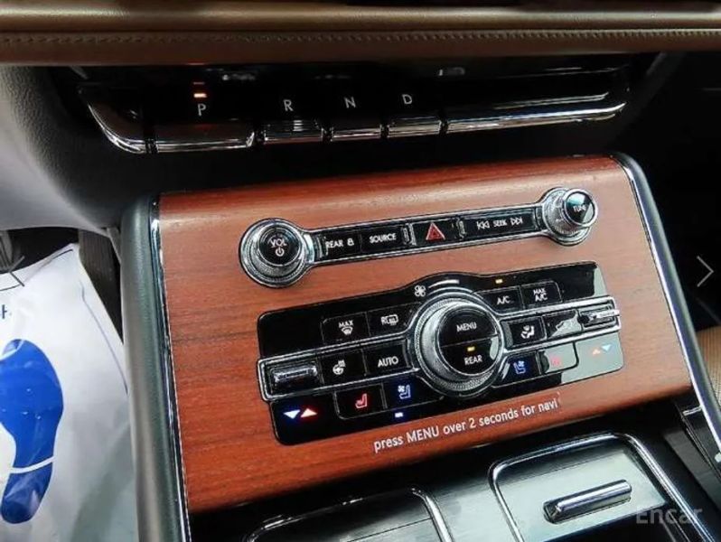 Lincoln Aviator
