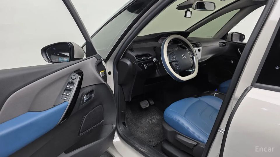Citroen-DS C4 SpaceTourer