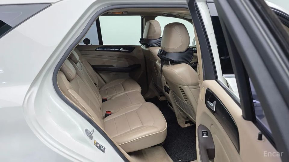 Mercedes-Benz M-class