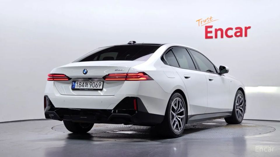 BMW 5-series