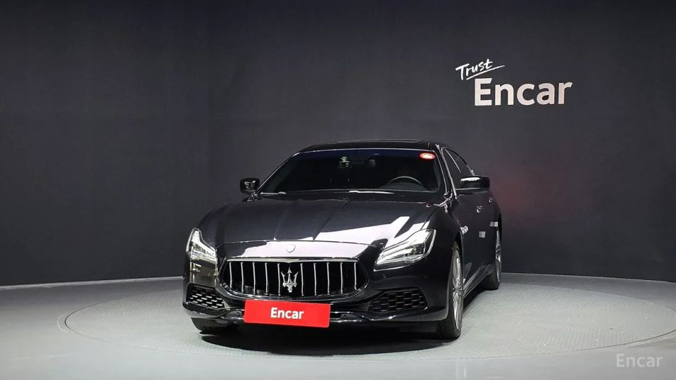 Maserati Quattroporte