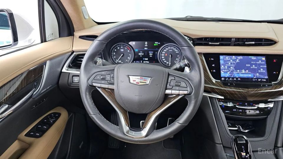 Cadillac XT6