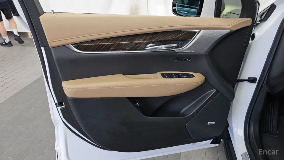 Cadillac XT6