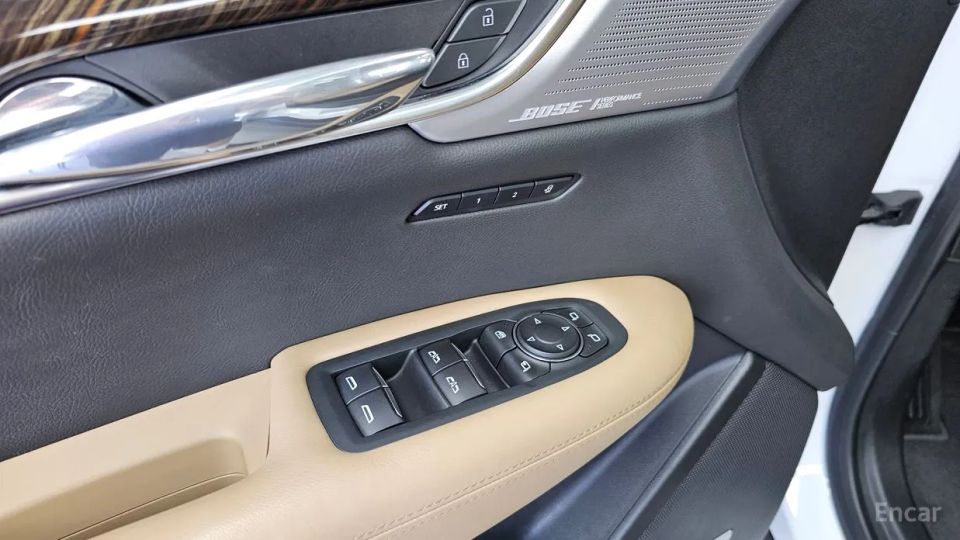Cadillac XT6