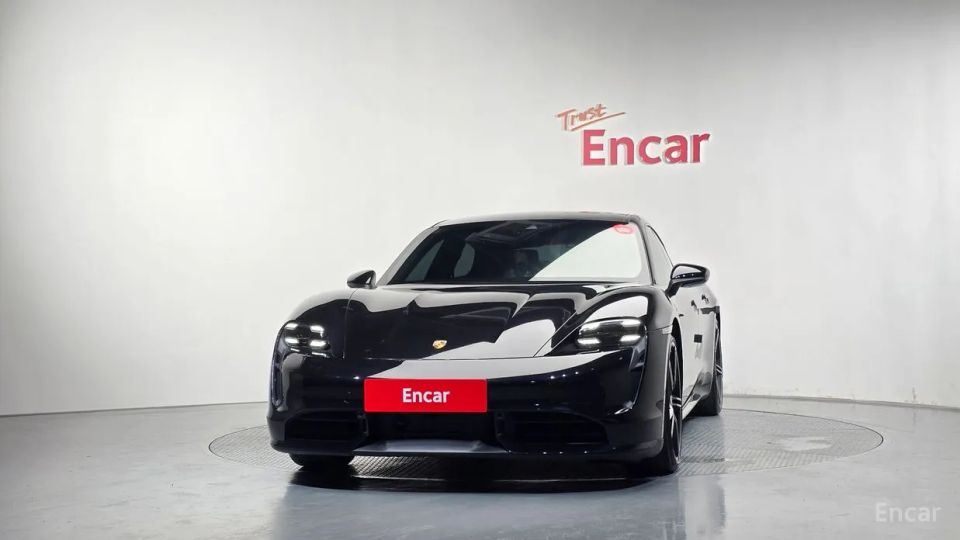 Porsche Taycan