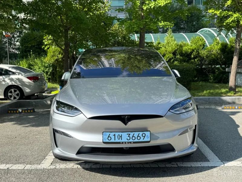 Tesla model-x
