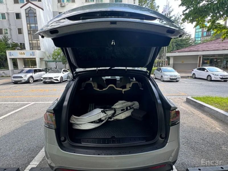 Tesla model-x