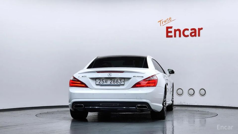 Mercedes-Benz SL-Class