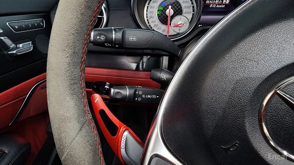 Mercedes-Benz SL-Class
