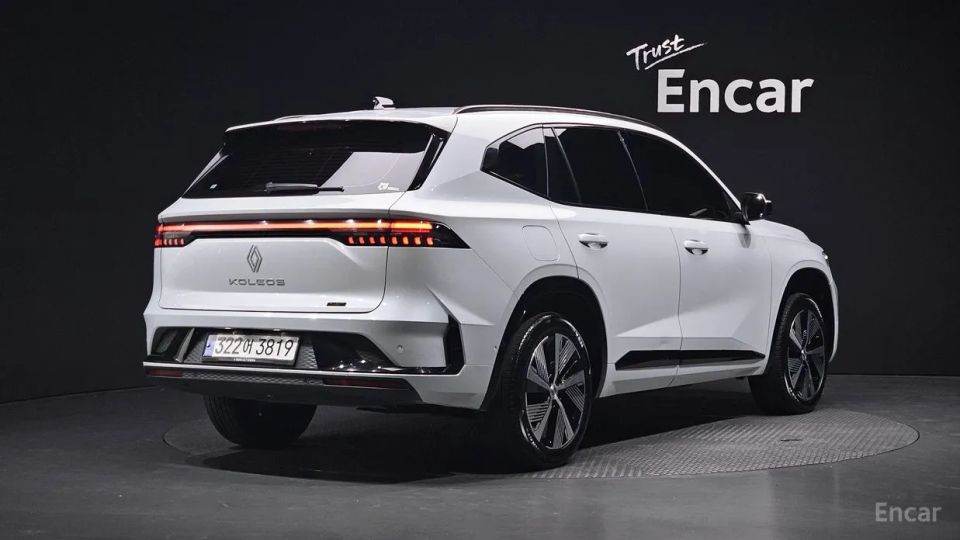 Renault-KoreaSamsung Grand Koleos