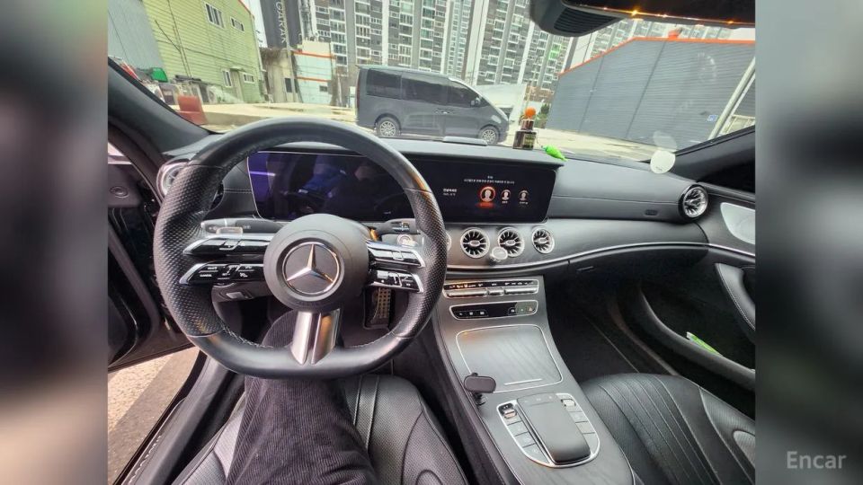 Mercedes-Benz CLS-Class