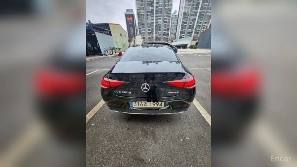 Mercedes-Benz CLS-Class