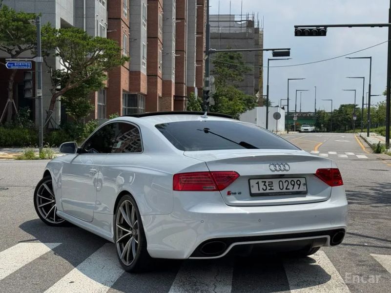 Audi rs5
