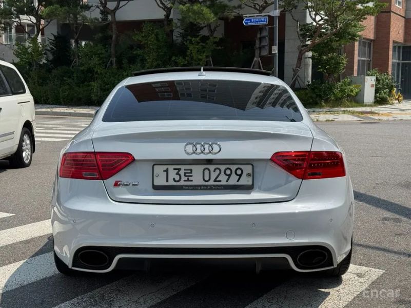 Audi rs5