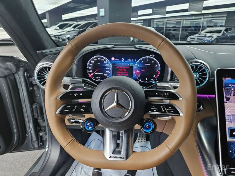 Mercedes-Benz SL-Class