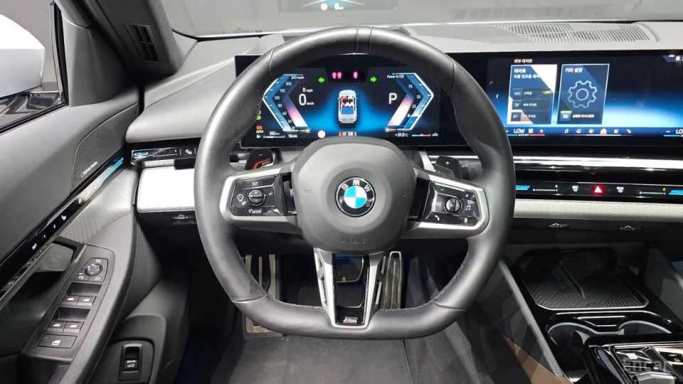 BMW 5-series