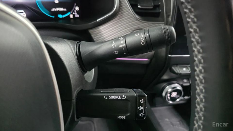 Renault-KoreaSamsung Arkana