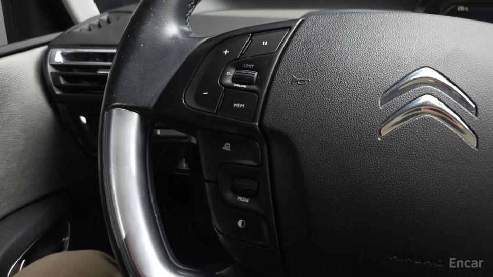 Citroen-DS C4 Picasso