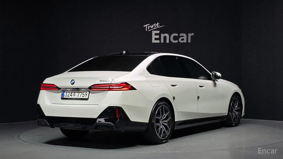 BMW 5-series