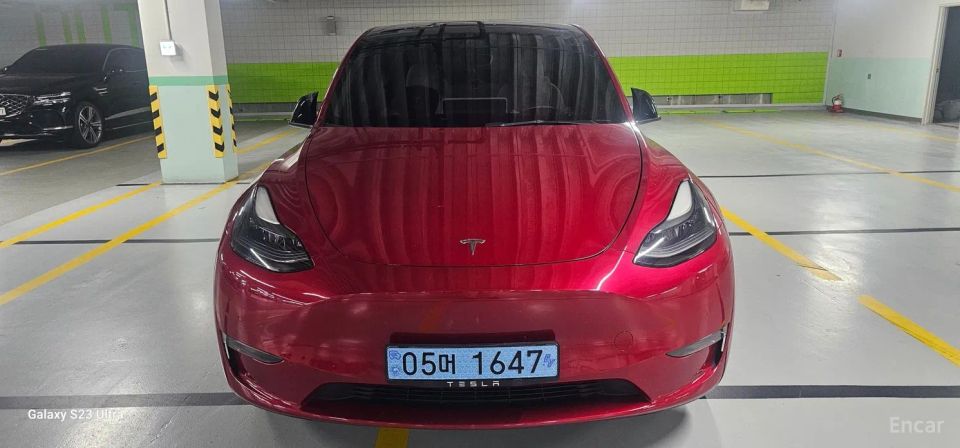Tesla model-y