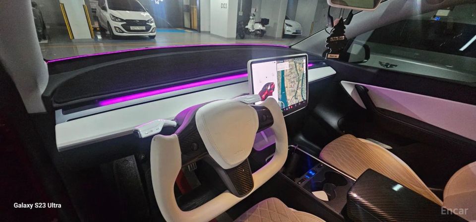 Tesla model-y