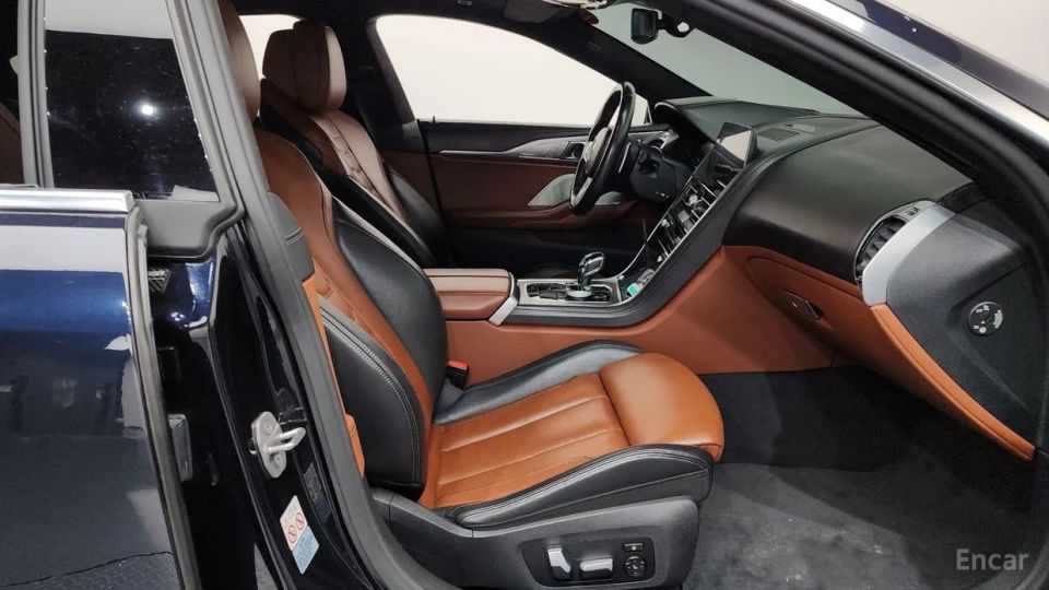 BMW 8-series