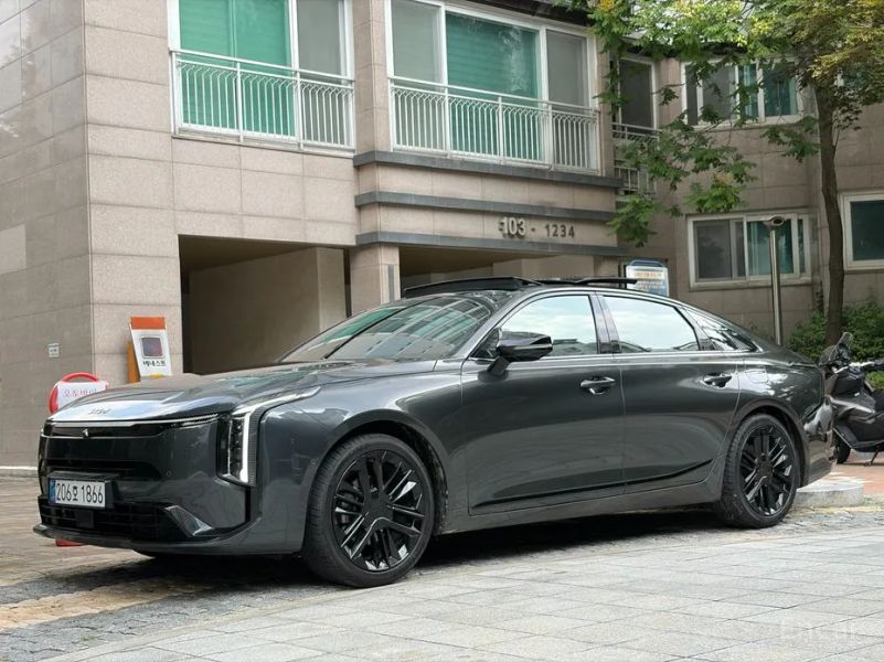 Kia K8