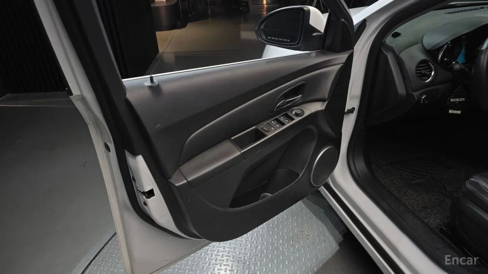 ChevroletGMDaewoo Cruze