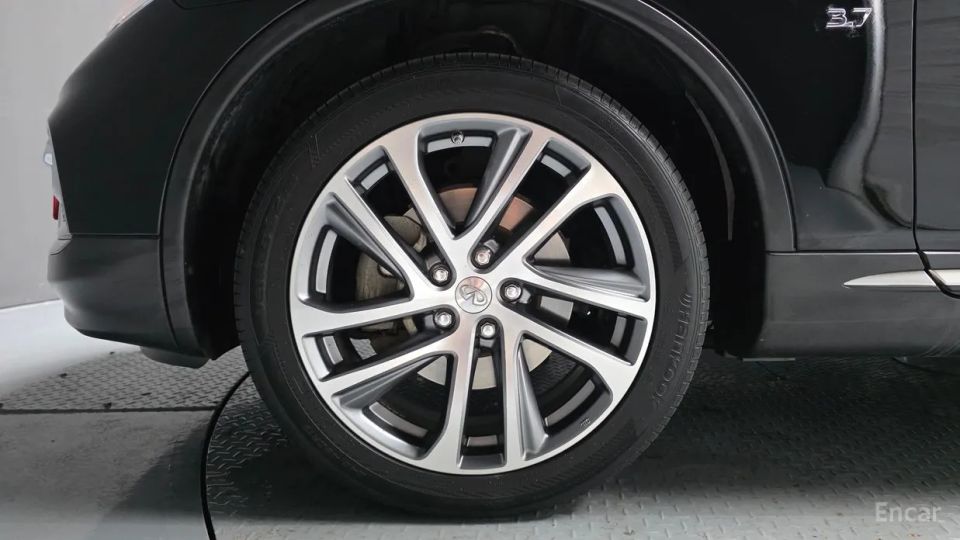 Infiniti QX50
