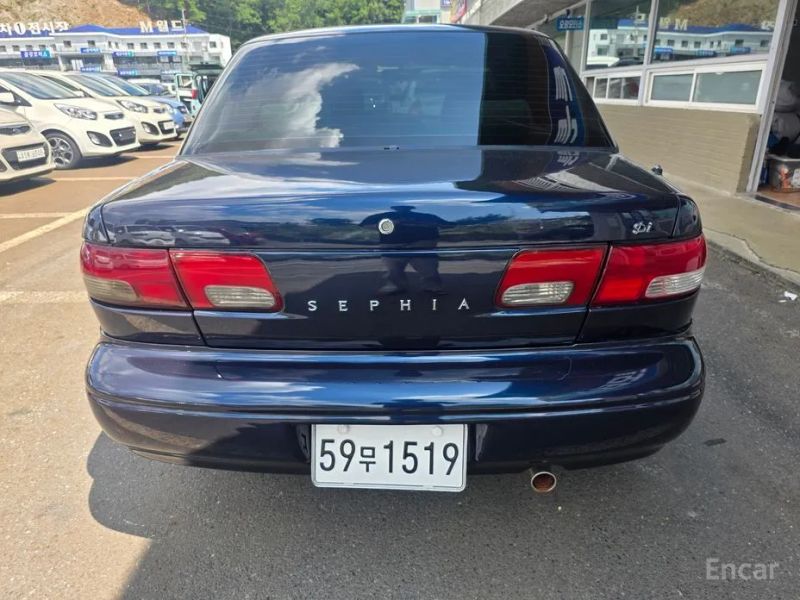 Kia Sephia