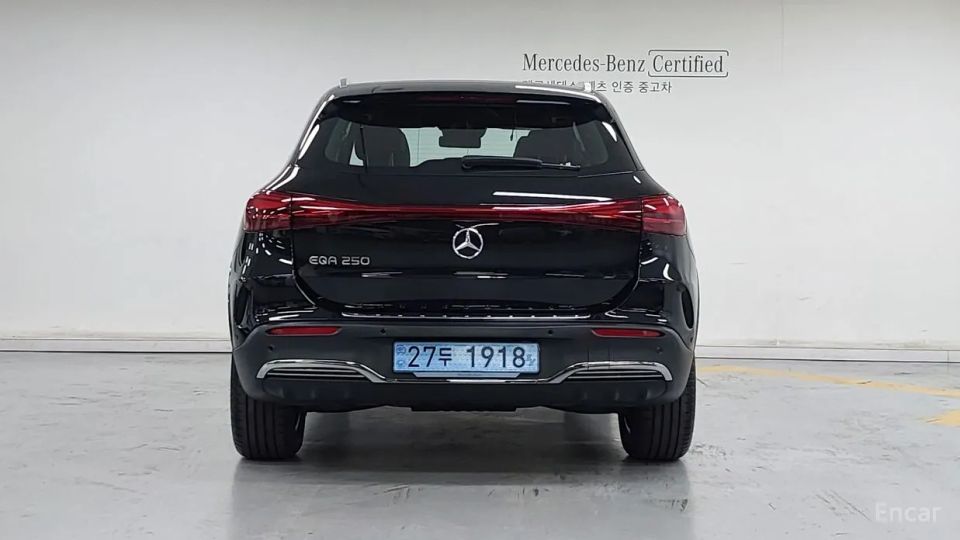 Mercedes-Benz EQA