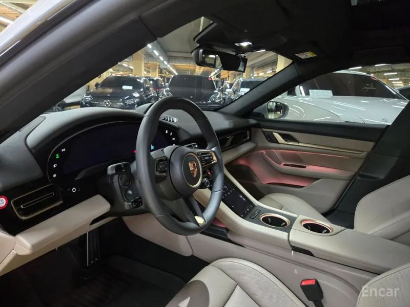 Porsche Taycan